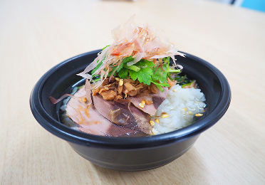 気仙沼カツオ茶漬けの写真