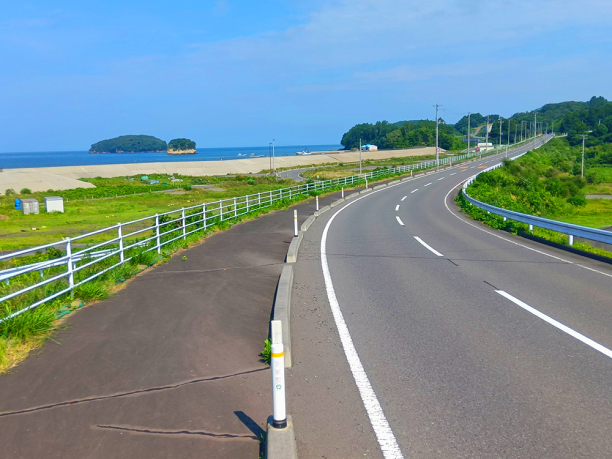 戸倉の海岸沿いのコースの景色